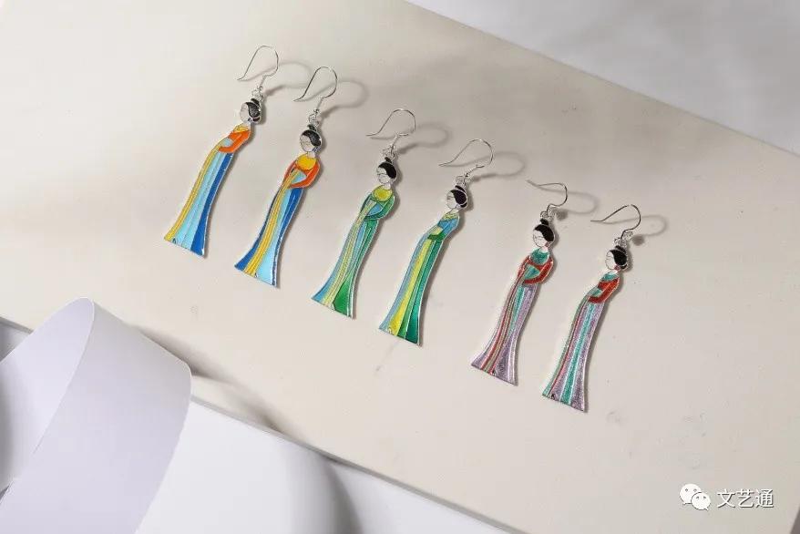 鐝愮悈褰╃摲vlog,鎺愪笣鐝愮悈vlog