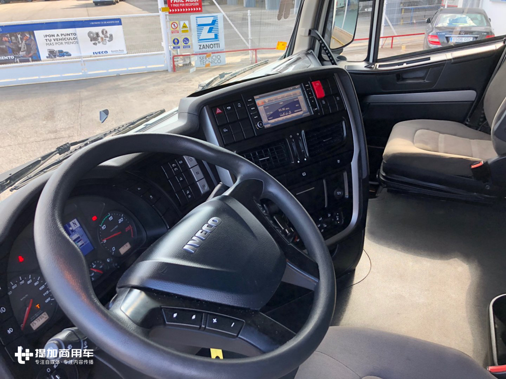 二手进口依维柯牵引车,二手依维柯牵引车