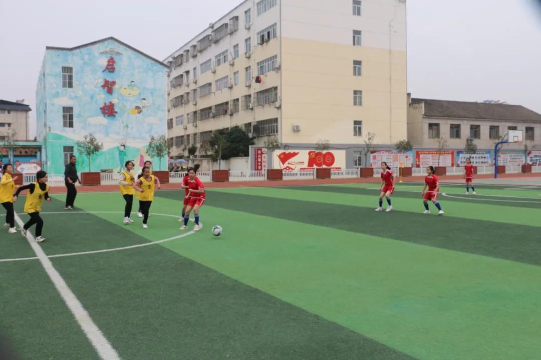 校园足球联赛拉开帷幕,我县2019校园足球联赛圆满落幕