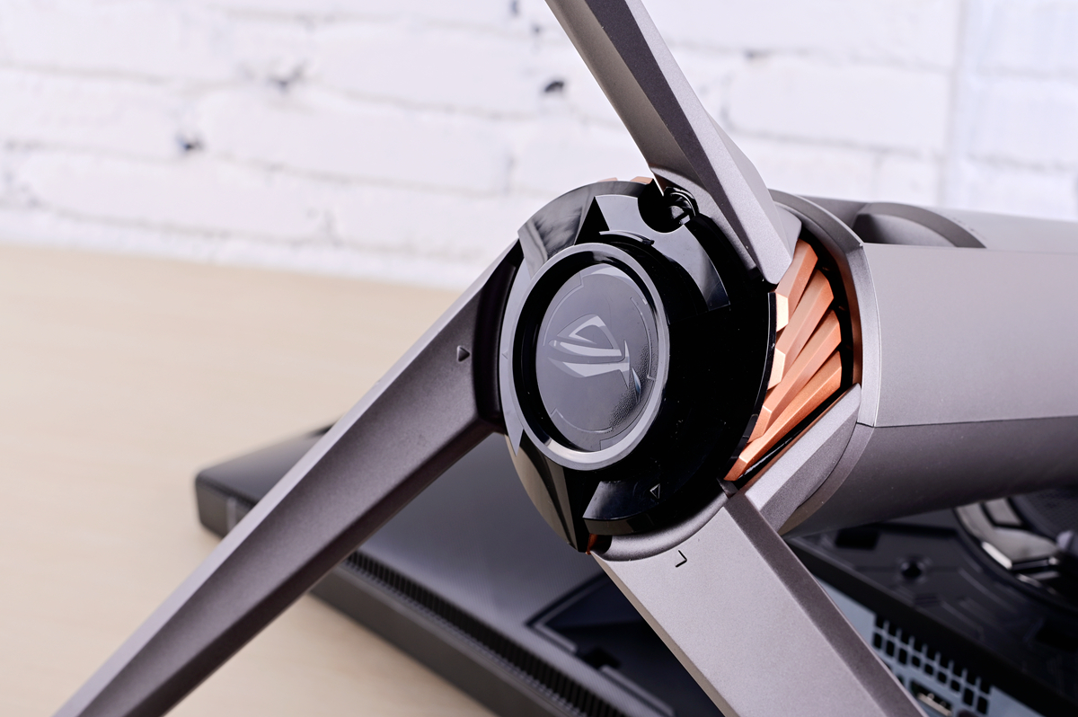 华硕rogpg35vq显示器,华硕rog显示器240hz感受