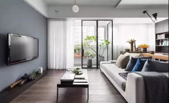 墙纸与乳胶漆的优缺点,墙纸比乳胶漆甲醛多吗