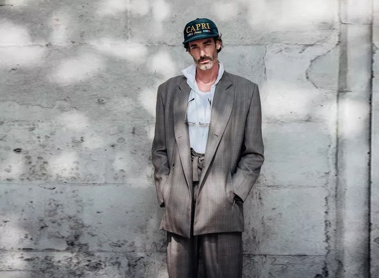 鑻卞浗elle鐢锋ā,鑻卞浗鐢锋ā鐗筫lle