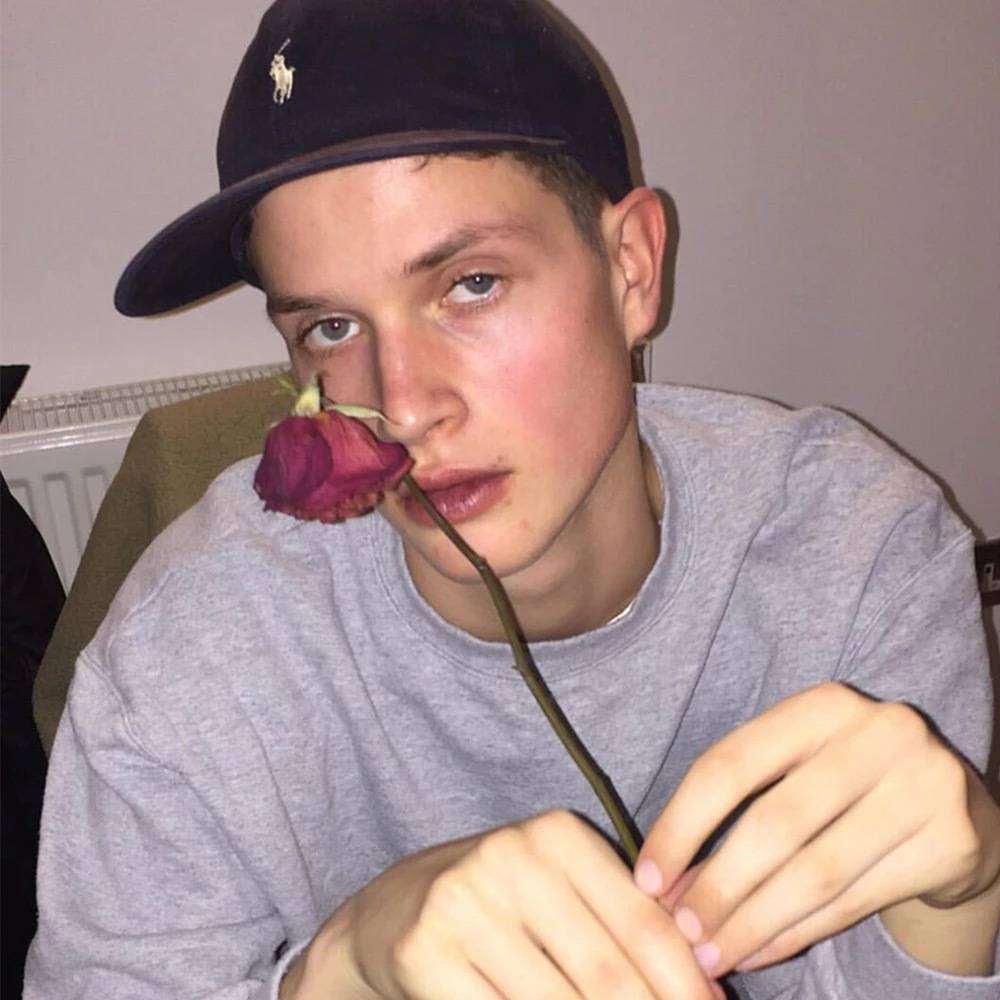 「欧*男美**头」喜欢点赞关注哦