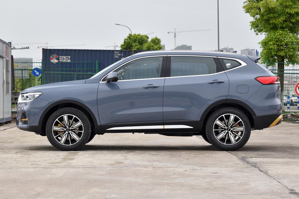 哈弗h6国潮版前脸进气格栅,哈弗h6前脸蜂窝状是哪个版本