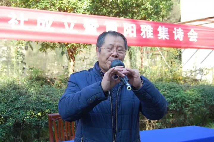 「十堰」好评如潮！竹山农民因为浪漫，登上《半月谈》