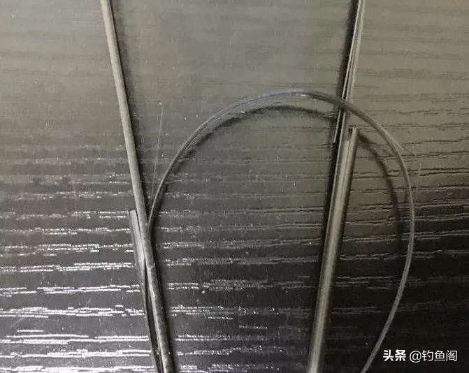 钓鱼时竿稍断了有啥办法,竿稍断了一节影响钓鱼吗