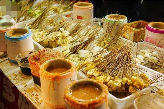 10大暴利小吃适合晚上摆摊的小吃,适合新手成本低的摆摊小吃