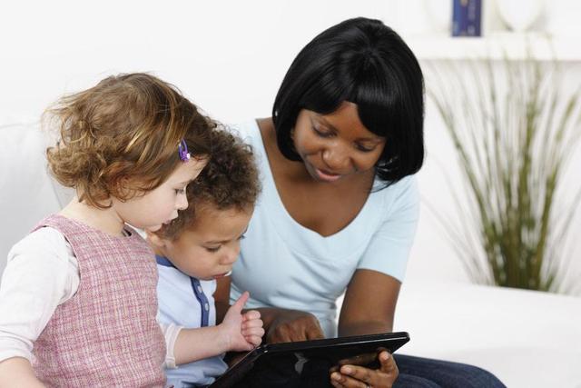 孩子模仿期该如何引导,孩子模仿家长坏习惯真实例子