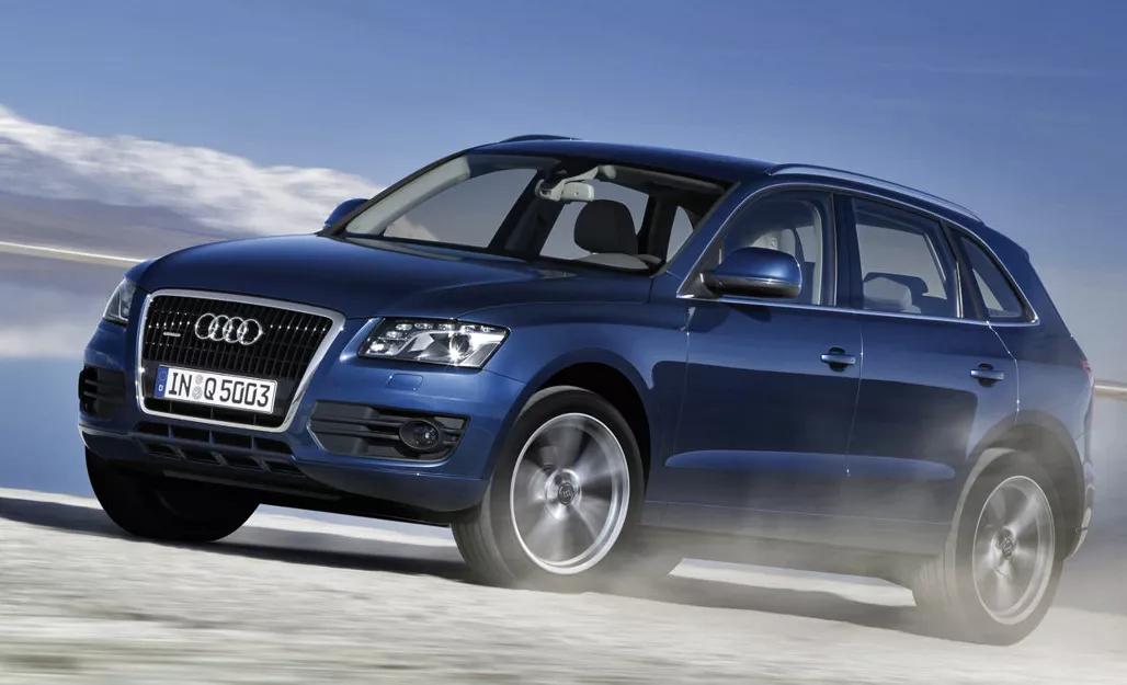 奥迪q5轿跑和奔驰glc,奥迪q5轿跑2022落地