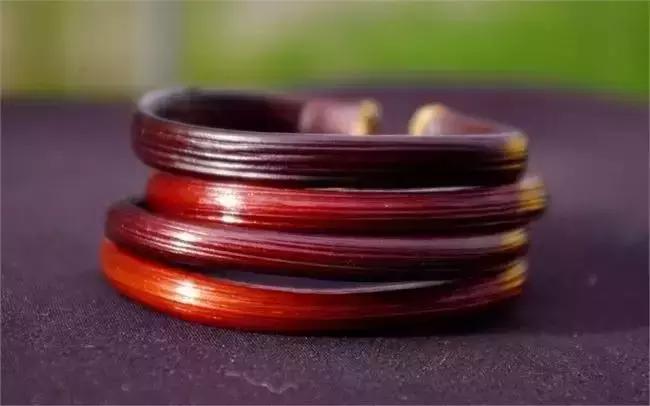 随便砍竹子做金箍棒,随便捡一节树枝雕刻木剑