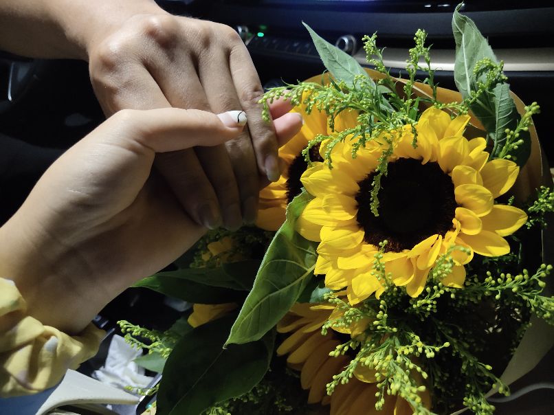 如何辨认男生是不是真的直男,怎么分辨直男和假直男