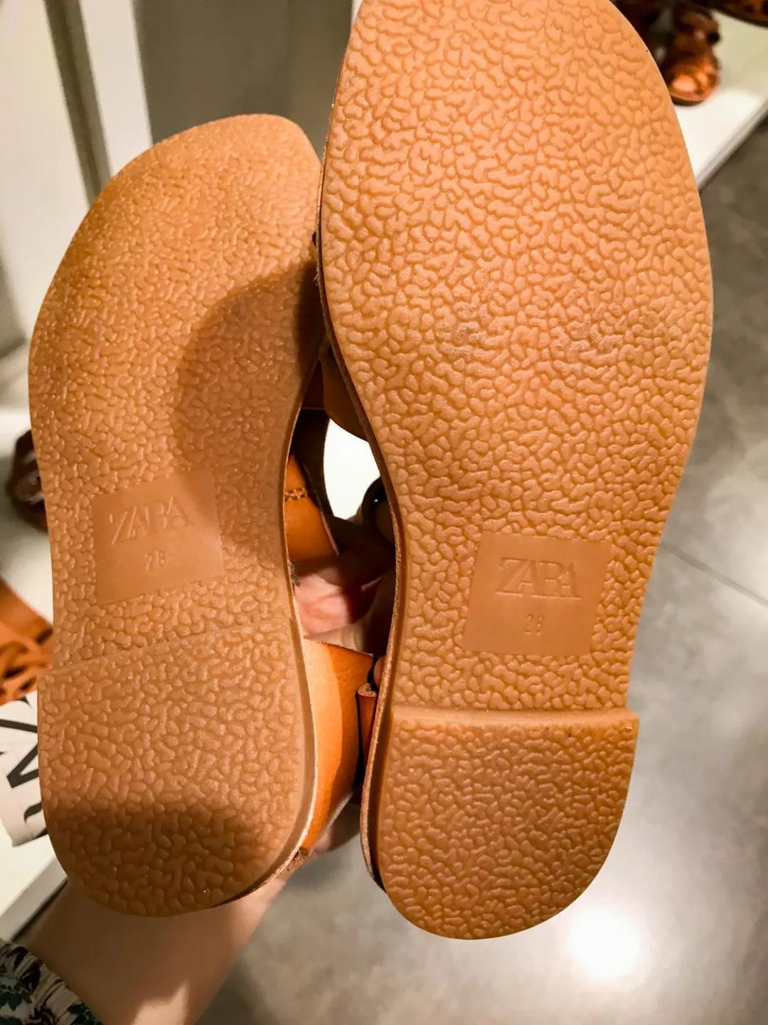 儿童穿哪种凉鞋比较好测评,关爱宝宝从脚开始