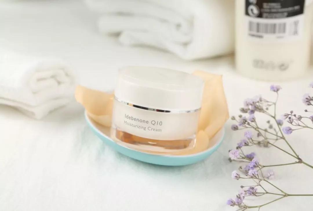 护肤品正确使用顺序图解,专家谈护肤品的正确使用方法