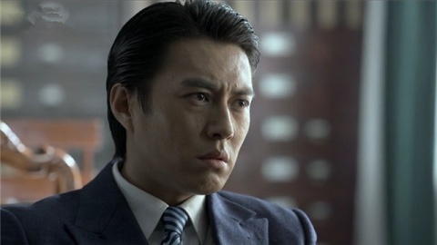 靳东知识分子人设,靳东为什么当老干部