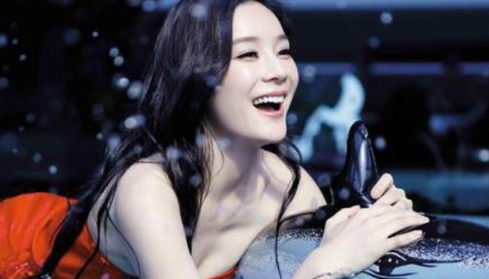 袁姗姗是哪一年被全网黑的,袁姗姗曾经因为什么被黑