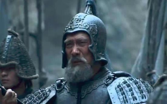 黄忠归降刘备后诸葛亮惩罚魏延,刘备入蜀时为啥带庞统黄忠魏延