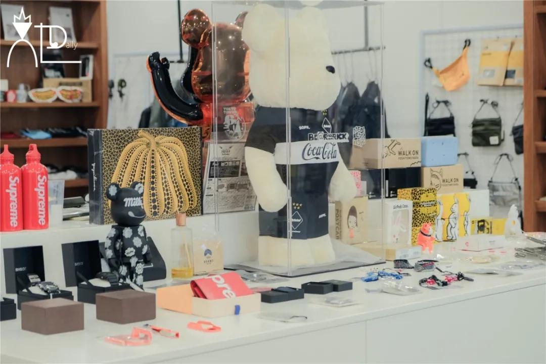 青岛品牌买手店,青岛买手店设计师