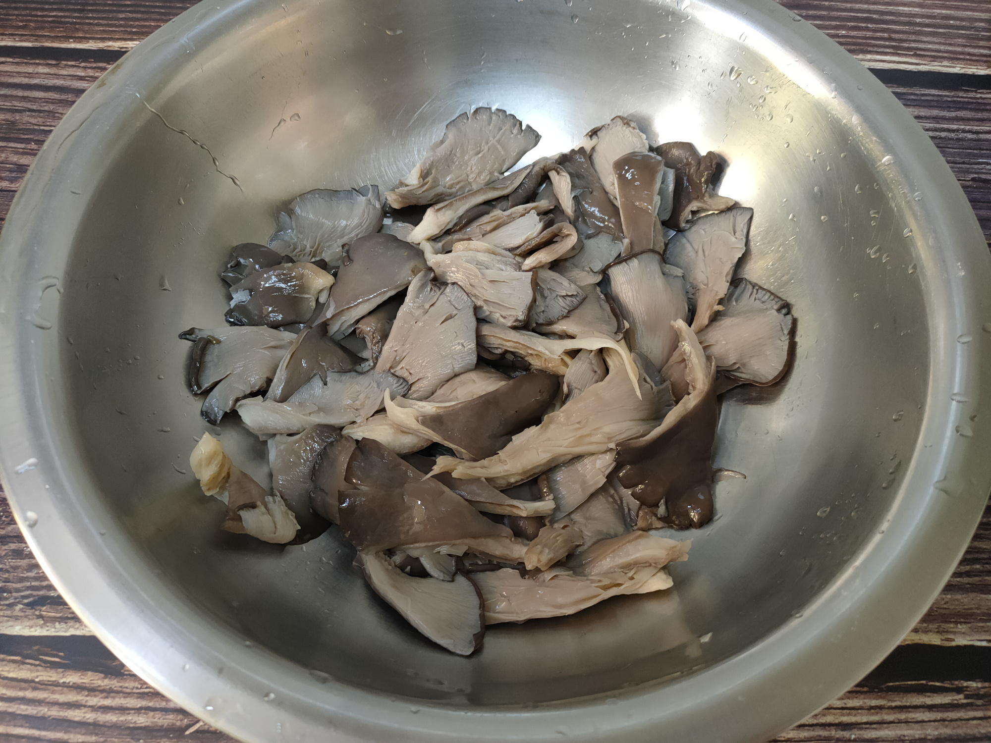 干炸蘑菇用香脆炸粉可以不,干炸蘑菇怎么挂糊