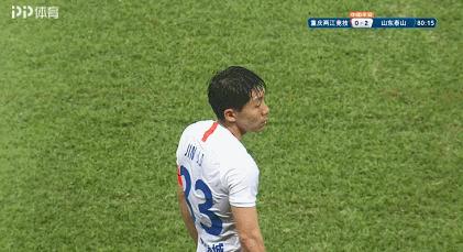 中超裁判4分钟2次判罚,中超业余裁判