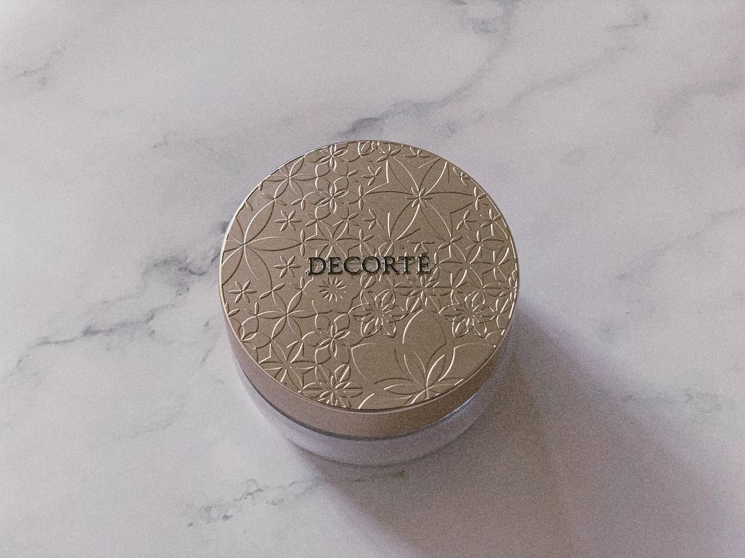 浮粉脱妆怎么补妆,脱妆浮粉怎么快速补妆