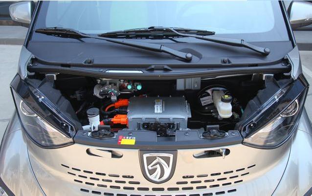 宝骏e100车主690公里真实用车体验,宝骏e100一公里多少电