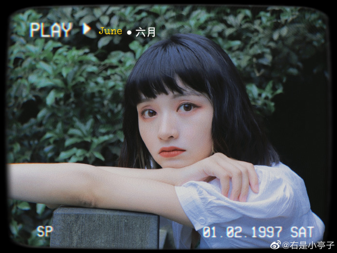 学识加成美得自然真实！温大老师像吴彦祖张震，思政老师撞脸Lisa