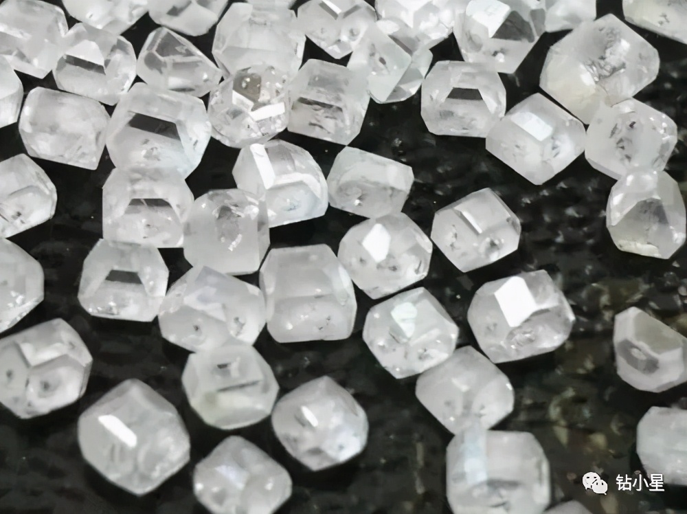 人造宝石值多少钱,天然宝石与人工宝石