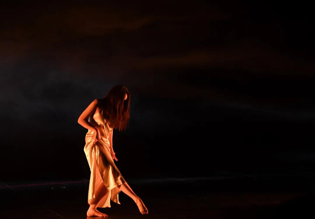 舞蹈如何快速提高软开度,舞蹈生怎么提高软开度