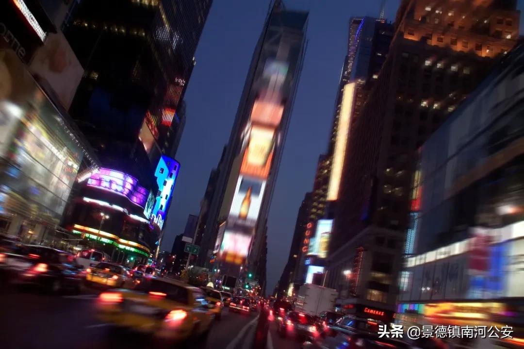 现场：9名纽约市民的24小时