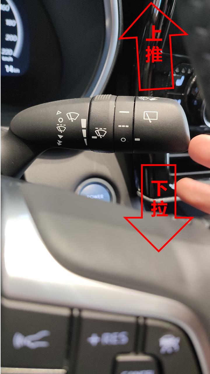 汽车雨刮器如何感应雨量,汽车雨量感应雨刷功能怎么用