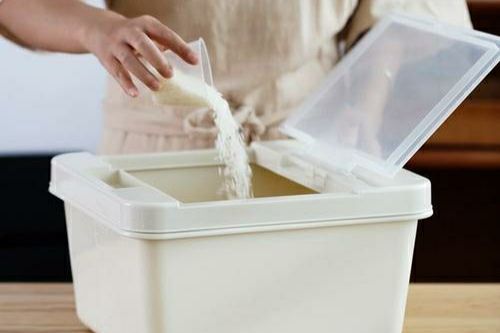 夏天如何防止面粉变质生虫,防止面粉生虫的小妙招