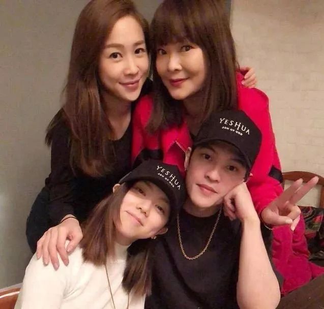 “为法制咖不惜撬了闺蜜墙脚”？是她真被下降头还是*脑洗**包来作妖