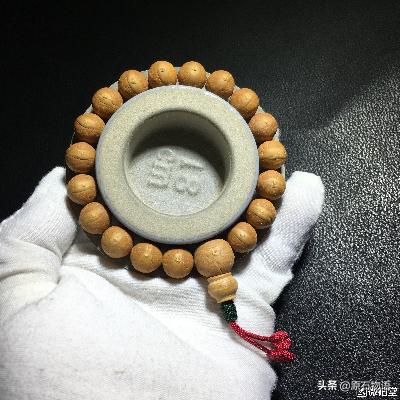 文玩小凤眼故事,文玩有趣的捡漏故事