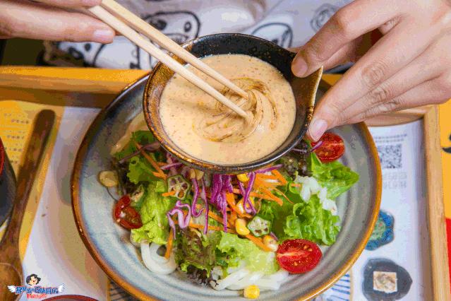 这家网黄店又有新瓜啦！迁址？出新？送猪排？实锤了