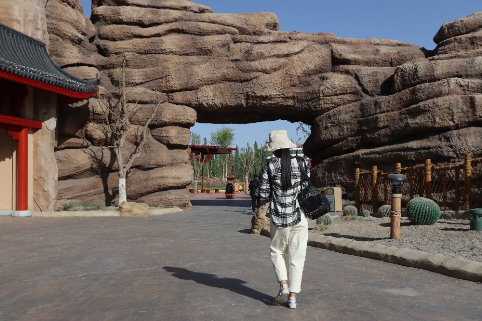 双氧水漱口能治疗咽喉炎吗,口腔医院的双氧水漱口