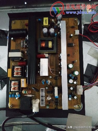 led电视机黑屏更换灯条,智能电视换灯条要多少钱