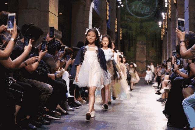 怎么样才能让自己变成童模,什么样的孩子适合做童模