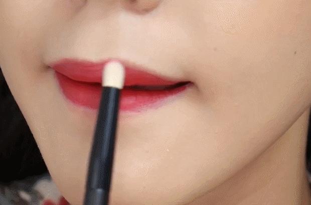 口红的错误涂法,错误的涂口红