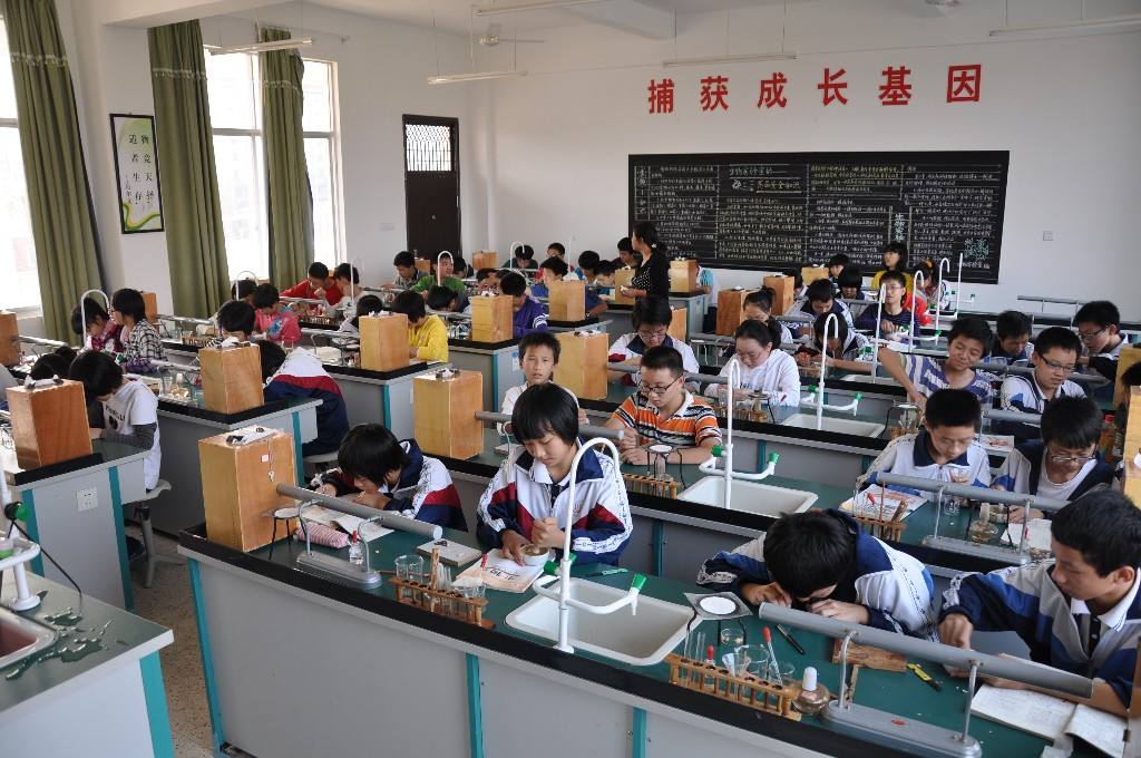 初中化学必考化学方程式,初中化学必考的化学方程式必背