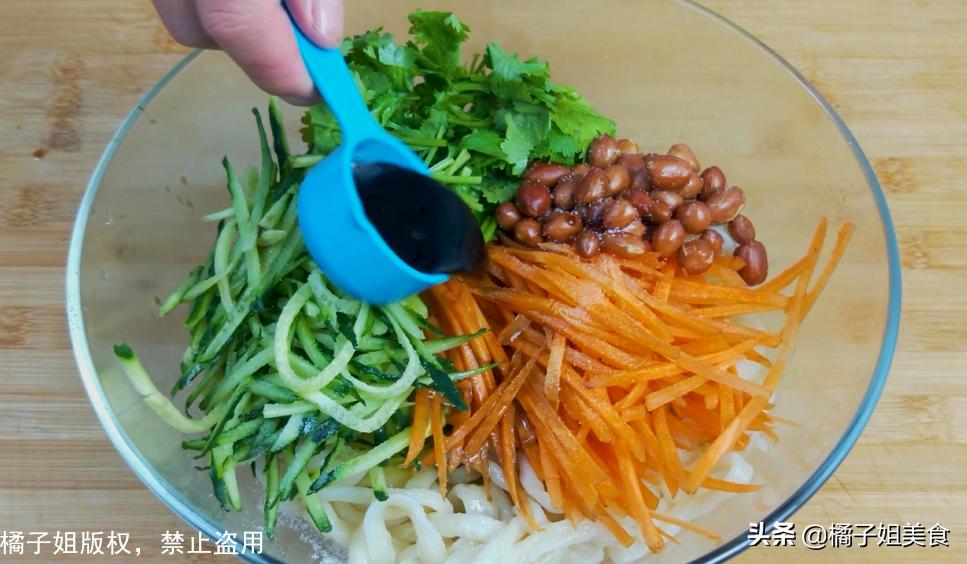 香辣面条做法大全简单好吃,煮香辣面条的家常做法大全