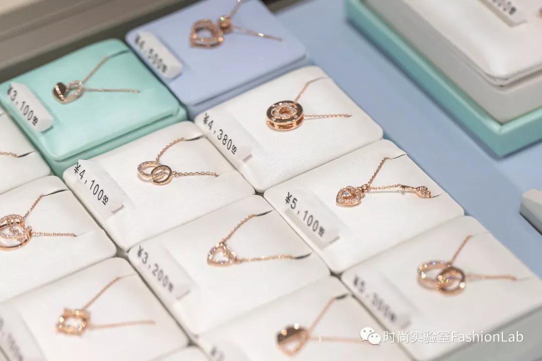 閫佺粰骞磋交浜虹殑瀹炵敤绀肩墿,閫佺粰骞磋交浜虹殑鏂板勾绀煎搧