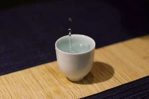 有一壶酒足以慰风尘各种续写,我有一壶酒何以慰红尘续写