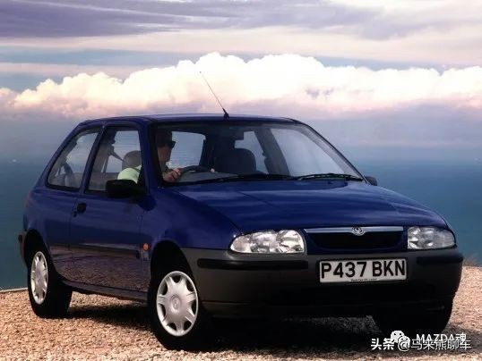 车型小百科：MAZDA121