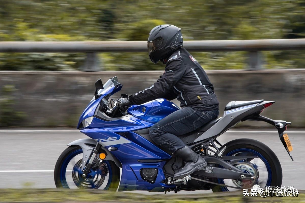 闆呴┈鍝坹zf-r3鍜屽窛宕巒inja400,2019闆呴┈鍝坹zf-r3璧涢亾