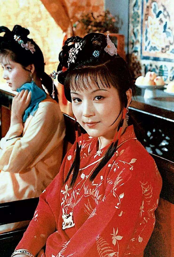 史湘云的最佳诗句,史湘云螃蟹宴的菊花诗