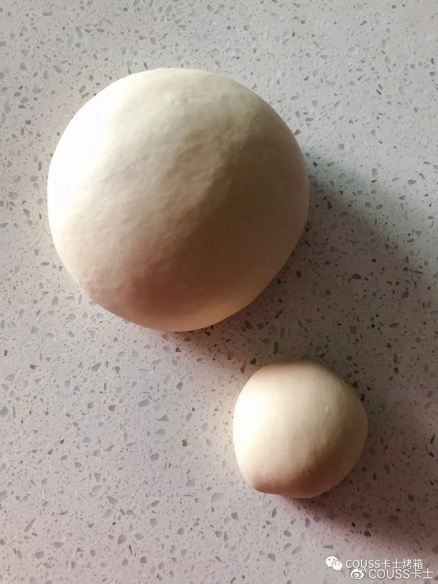 卡仕达酱酥粒面包,卡仕达酱蛋奶味面包