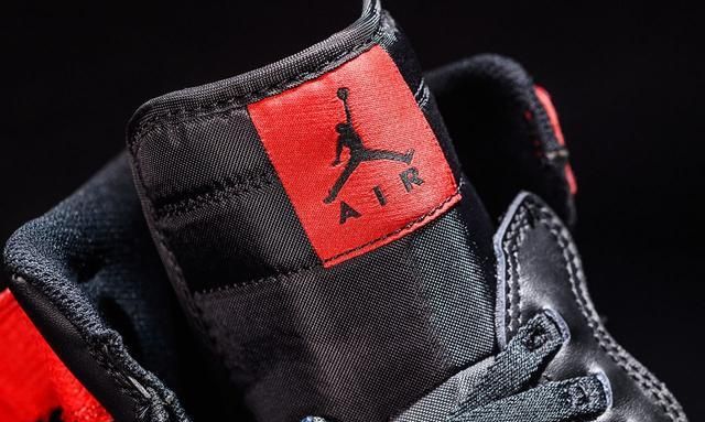 有鞋带没鞋带的aj,airjordan1low怎么绑鞋带