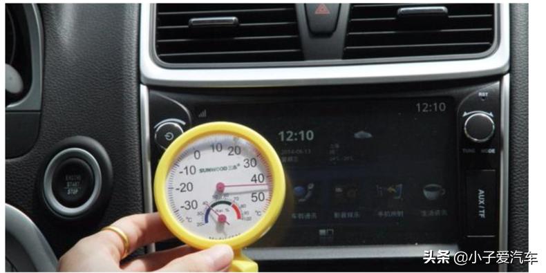 炎热的夏天车子暴晒要不要套罩子,夏天车子在外面暴晒会损失油吗