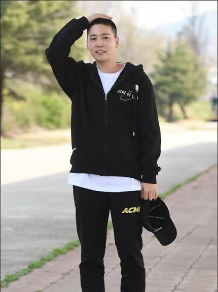 金秦禹李昇勋入伍,winner金秦禹腹肌