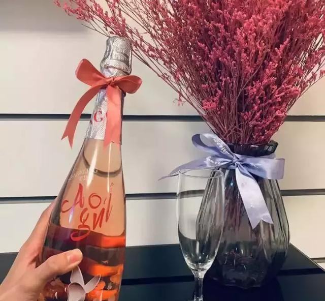 送女生朋友实用小众又高级的礼物,过生日送朋友什么礼物最有诚意呢